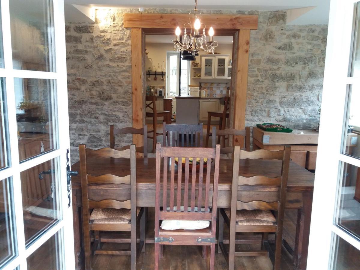 Les Trois Prunelles Saint-Pierre-Toirac Luaran gambar
