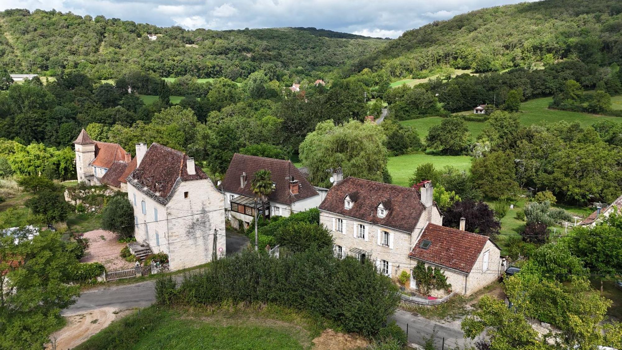 Les Trois Prunelles Saint-Pierre-Toirac Luaran gambar